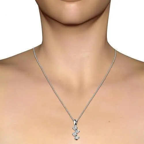 0.25 CT Round Cut Diamonds - Diamond Pendant