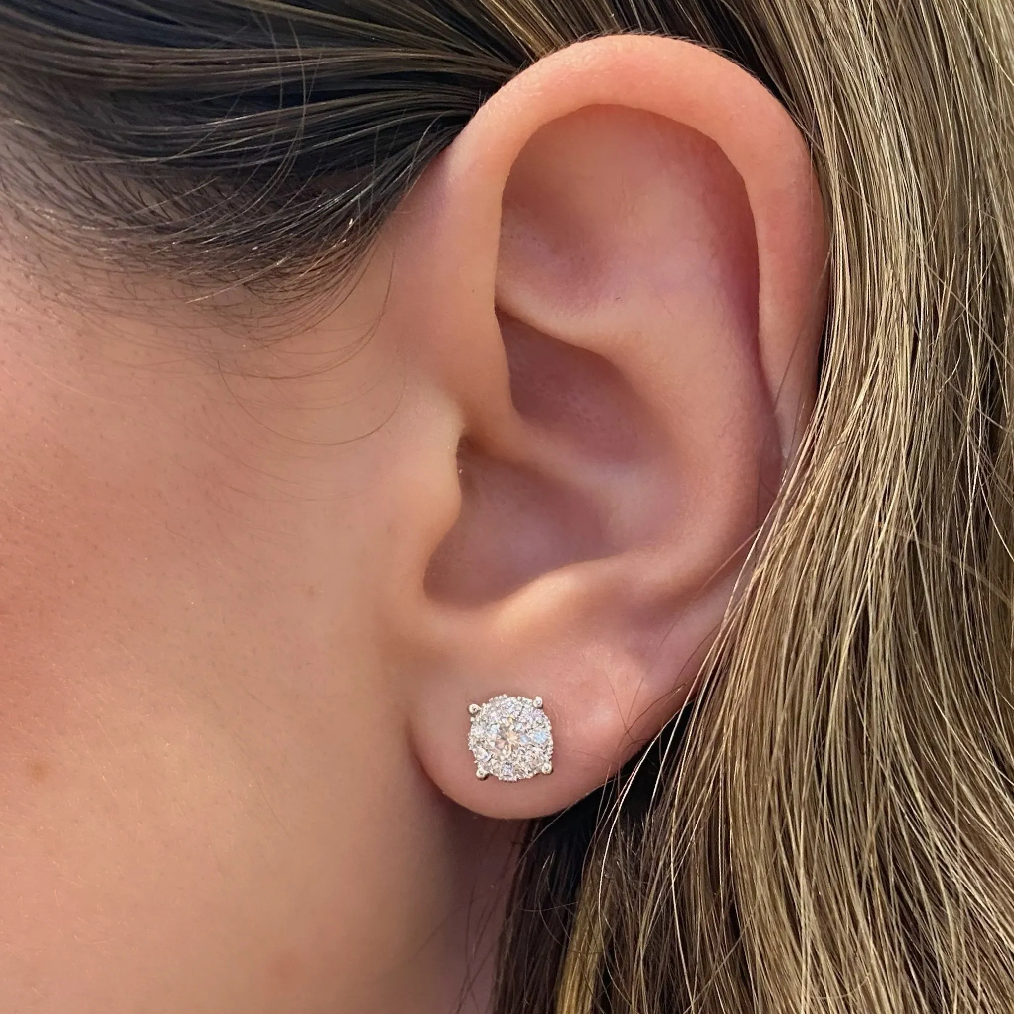 0.78 ct Round Diamond Cluster Earrings