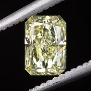 1 CARAT GIA CERTIFIED FANCY LIGHT YELLOW SI2 DIAMOND RADIANT CUT LOOSE NATURAL