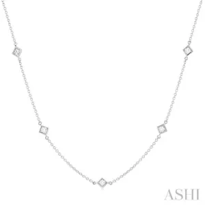 1 Ctw Princess Cut Diamond Fashion Necklace in 14K White Gold