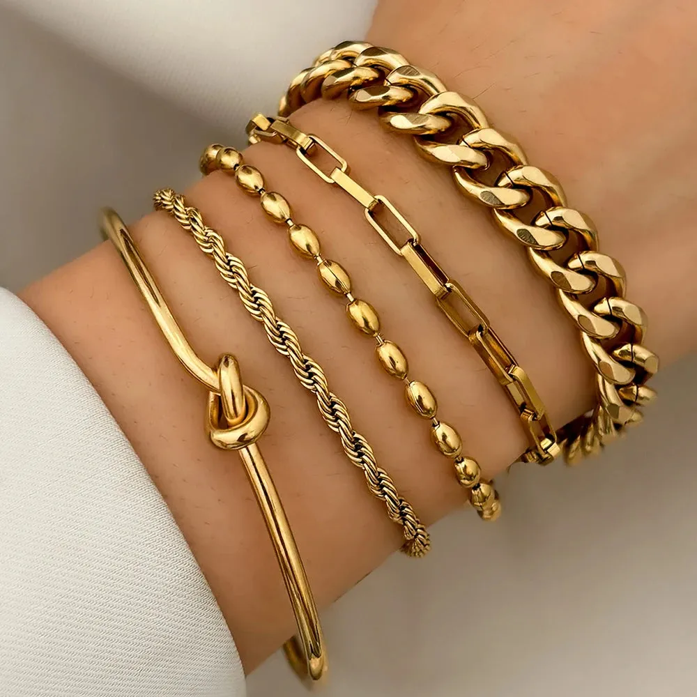 1 - JC - Fashionable Bracelet Set: Stylish stainless steel chains, ideal luxury jewelry gift