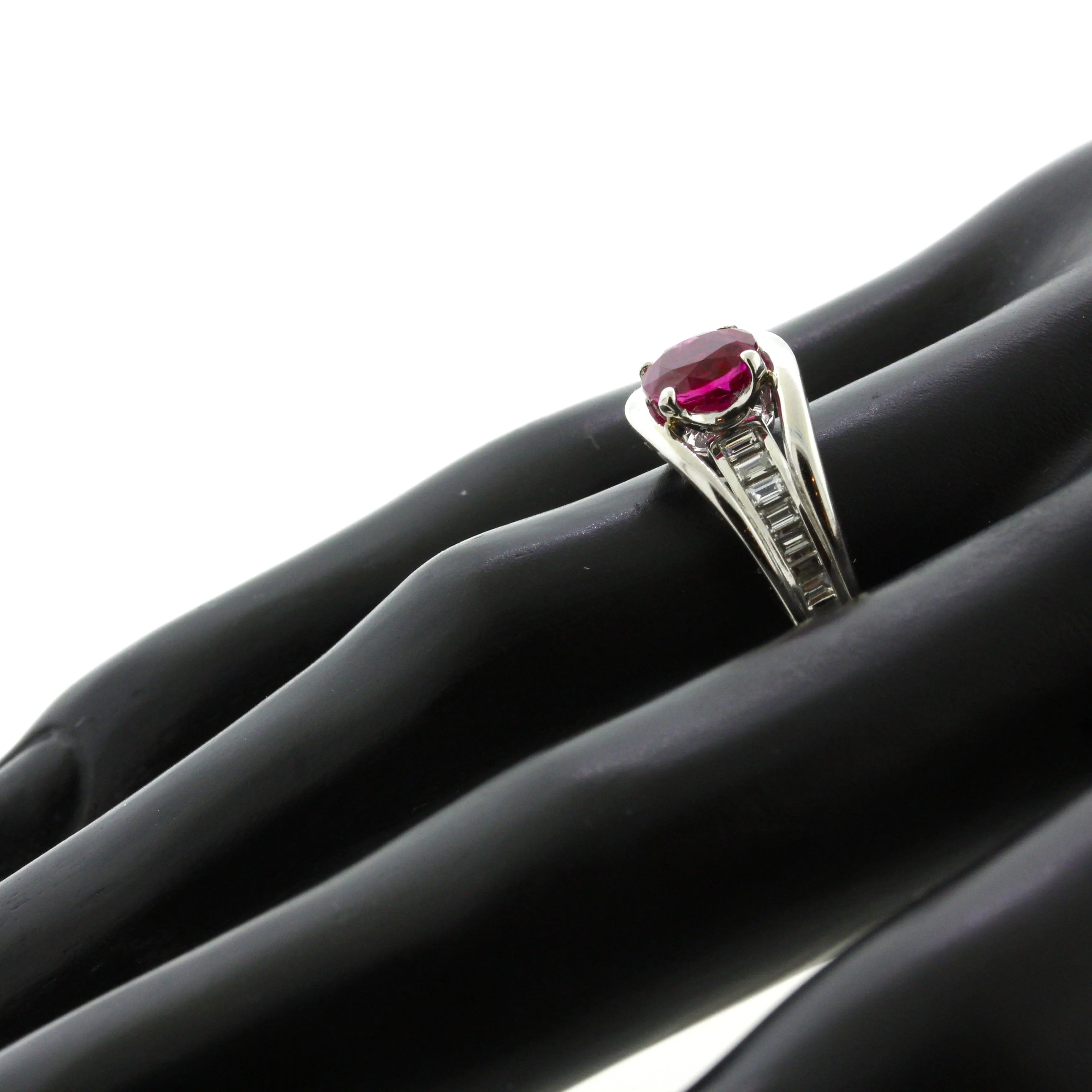 1.09 Carat Burmese Ruby Diamond Platinum Ring, GIA Certified