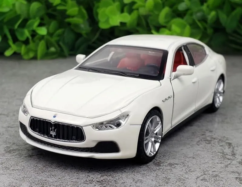 1:32 DIECAST MODEL ALLOY MASERATI QUATTROPORTE METAL PULL BACK CAR WITH SOUND LIGHT, OPENABLE DOORS, TOY VEHICLES FOR KIDS GIFT【COLORS AS PER STOCK】