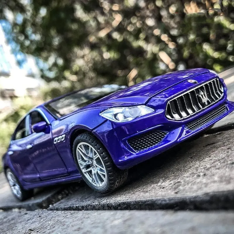 1:32 DIECAST MODEL ALLOY MASERATI QUATTROPORTE METAL PULL BACK CAR WITH SOUND LIGHT, OPENABLE DOORS, TOY VEHICLES FOR KIDS GIFT【COLORS AS PER STOCK】