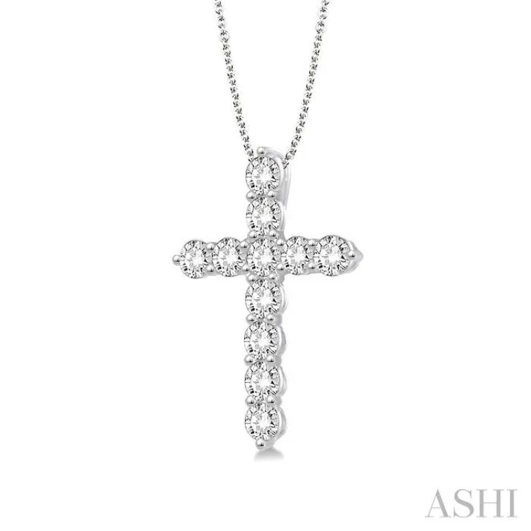 1/4 Ctw Round Cut Diamond Cross Pendant in 14K White Gold with Chain