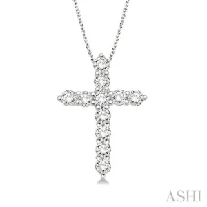 1/4 Ctw Round Cut Diamond Cross Pendant in 14K White Gold with Chain