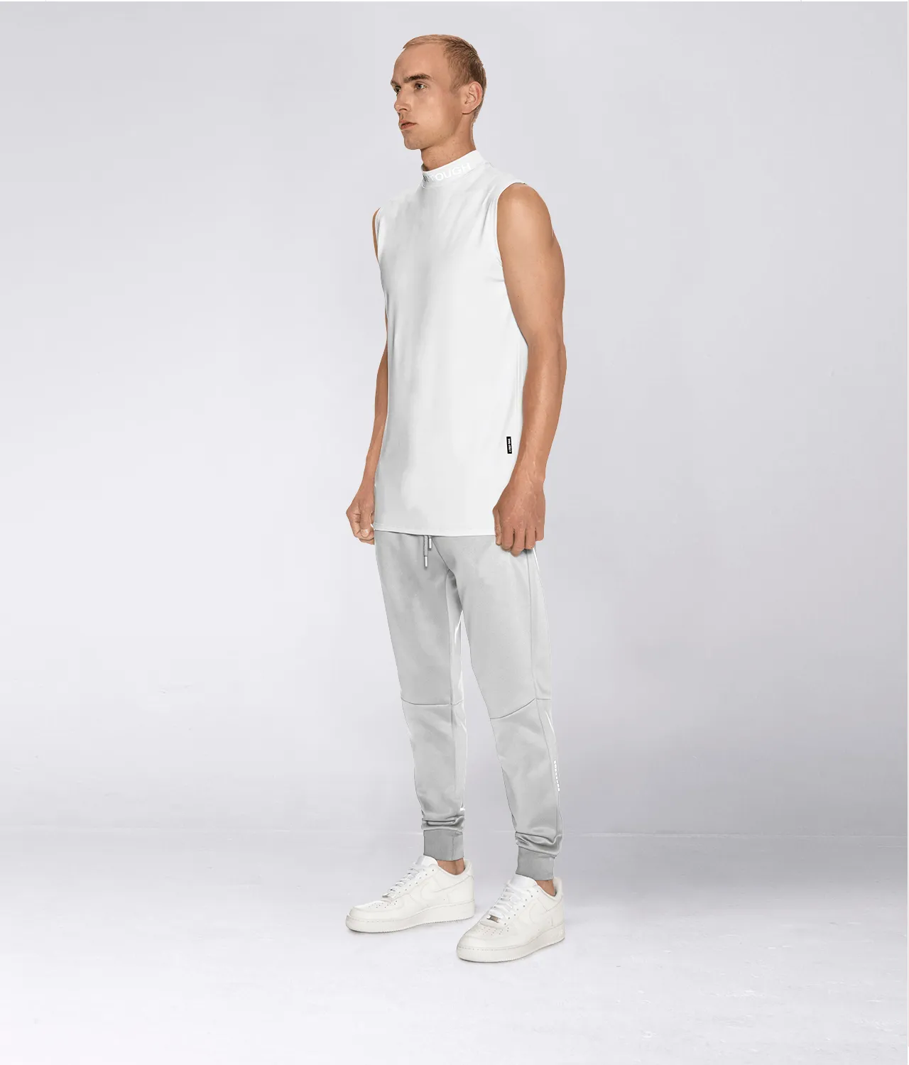 1400 . Momentum Regular-Fit Base Layer Shirt - White