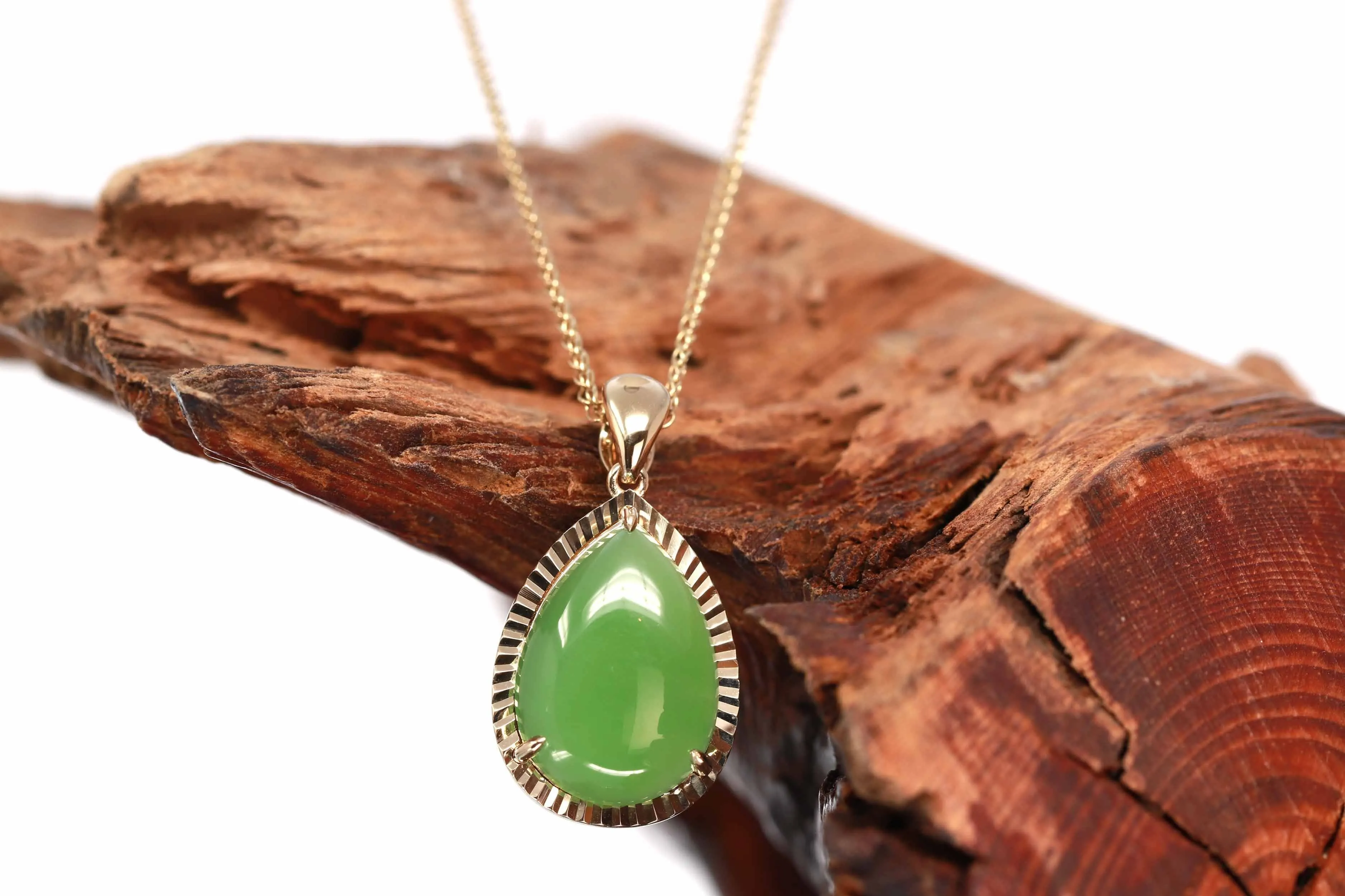 14K Gold Genuine Green Apple Green Jade Tear Drop Diamond Cut Pendant Necklace