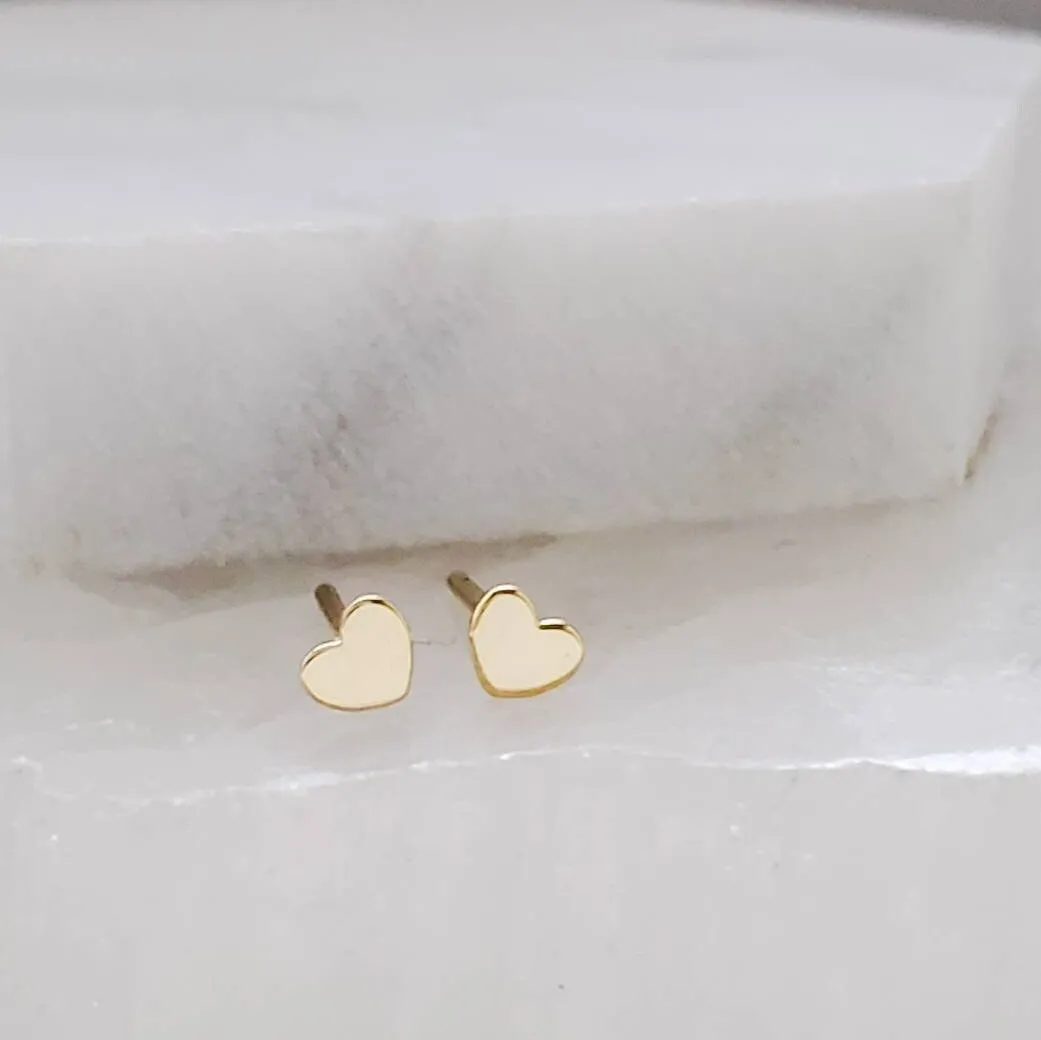 14K Gold Tiny Heart Studs