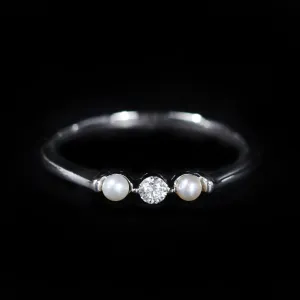 14K White Gold 0.07 Carat Diamond and Pearl Band