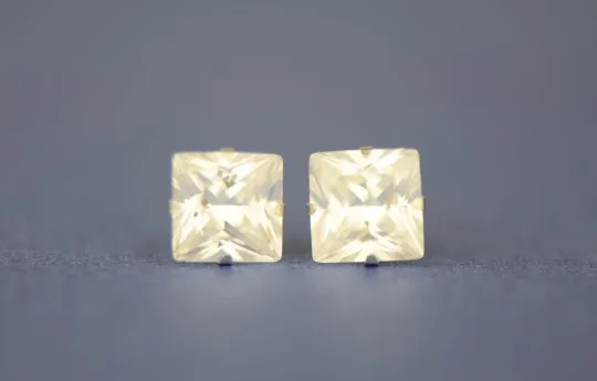 14K Yellow/White Gold Square CZ Princess Cut Stud Earrings for Womens Mens Kids / Everyday Earrings Jewelry / Aretes en Oro Solido Real para Mujer