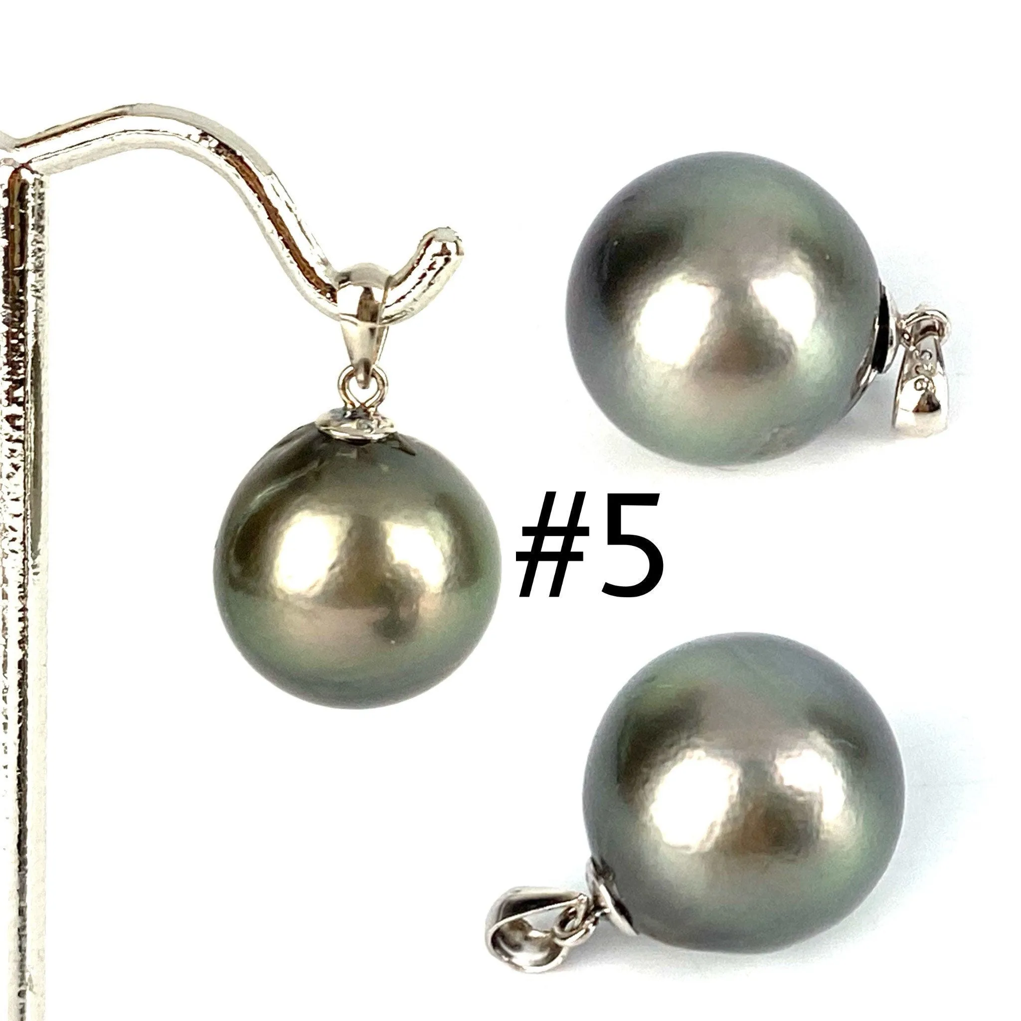 16mm - 11mm Tahitian Pearl Pendants SKU:11164