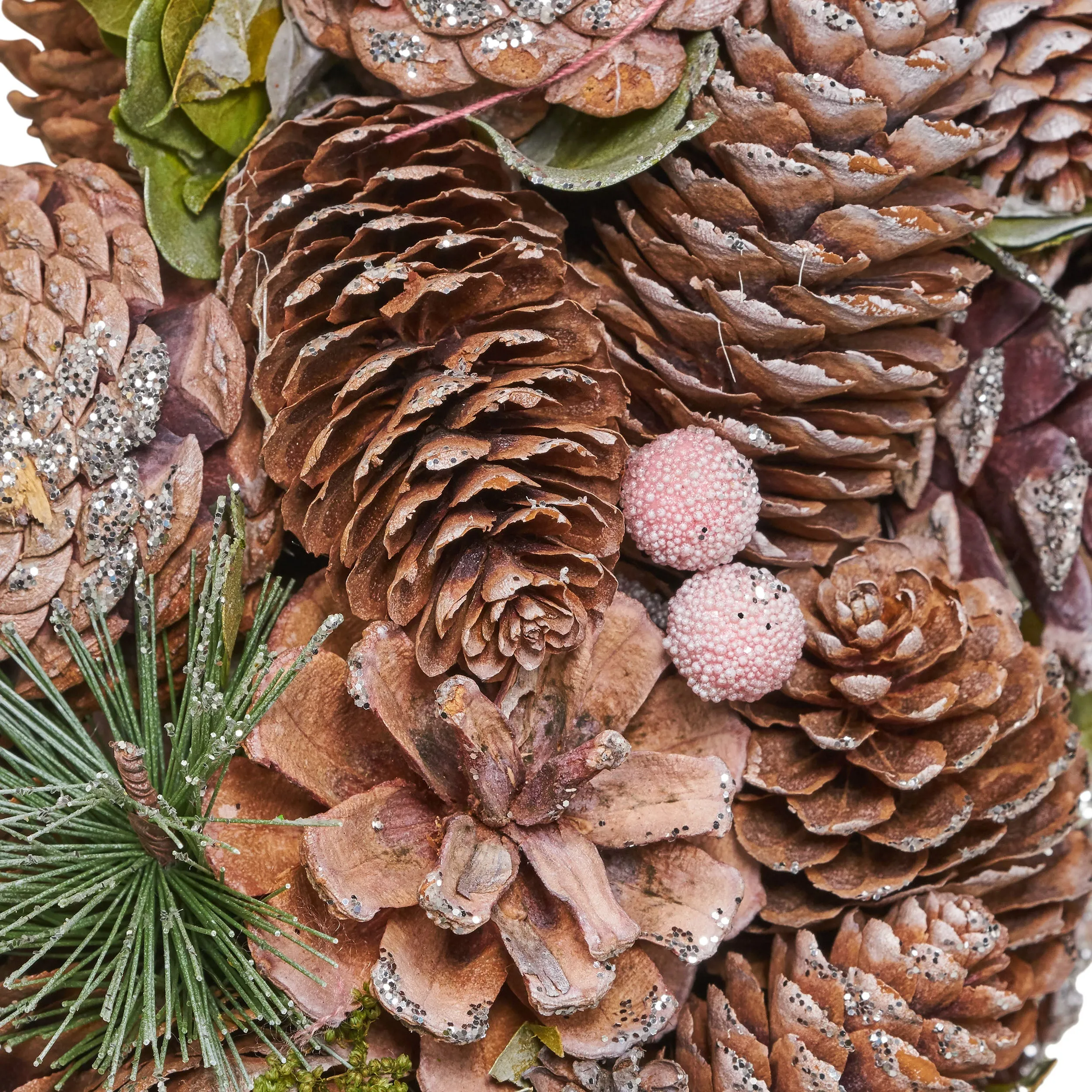 18.5 Inch Artificial Pinecone and Glitter Christmas Wreath