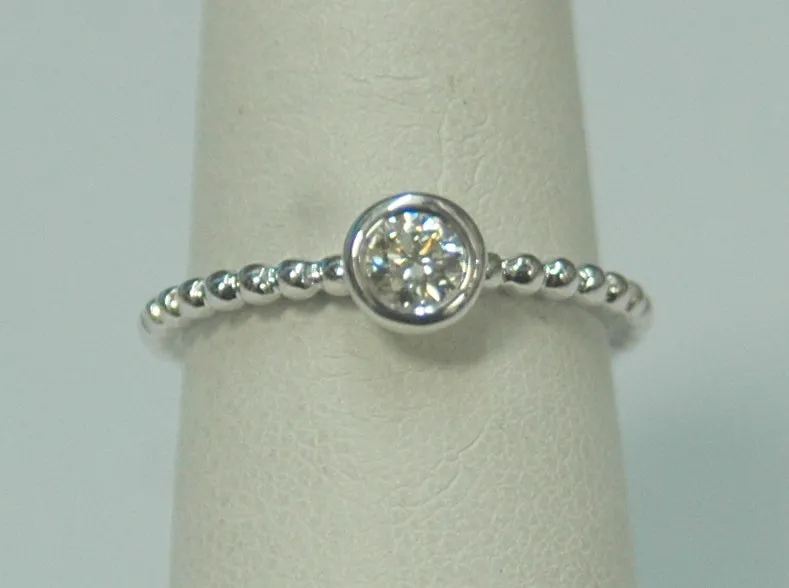 18K White Gold 0.23ct. Diamond Stackable Fashion Ring