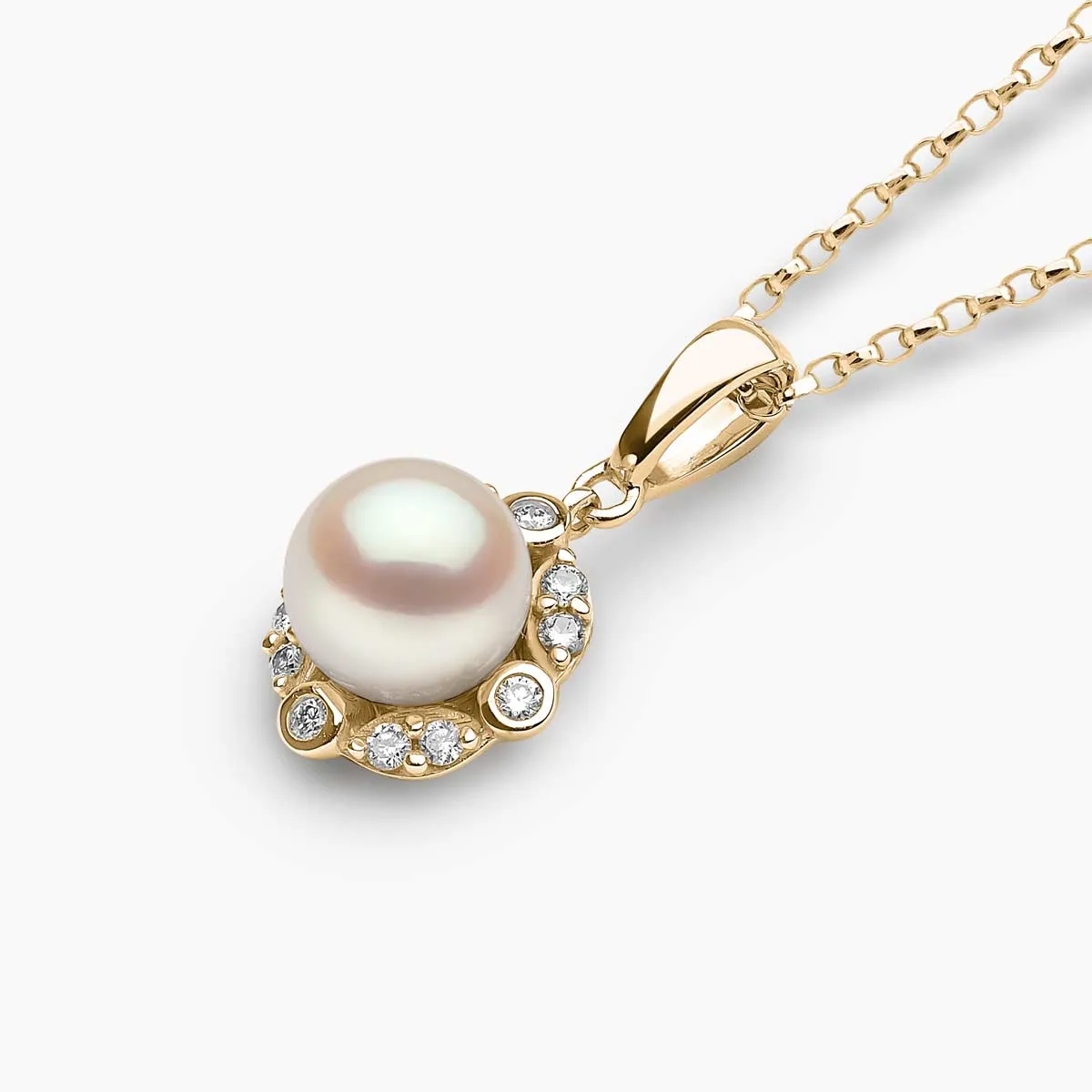 18k Yellow Gold Freshwater Pearl and Diamond Necklace