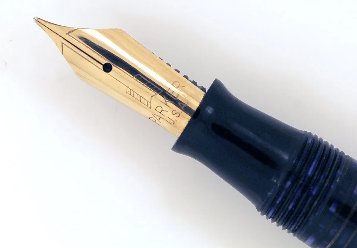 1944 PARKER AZURE PEARL VACUMATIC MAJOR FOUNTAIN PEN NEAR MINT CONDITION AND RESTORED