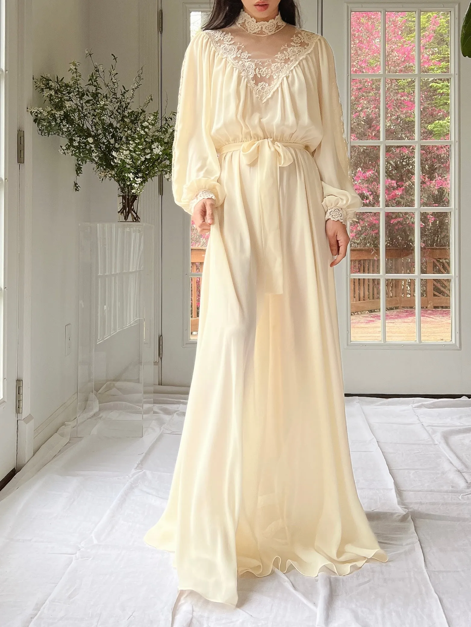 1970's Chiffon Poet Sleeves Gown - M