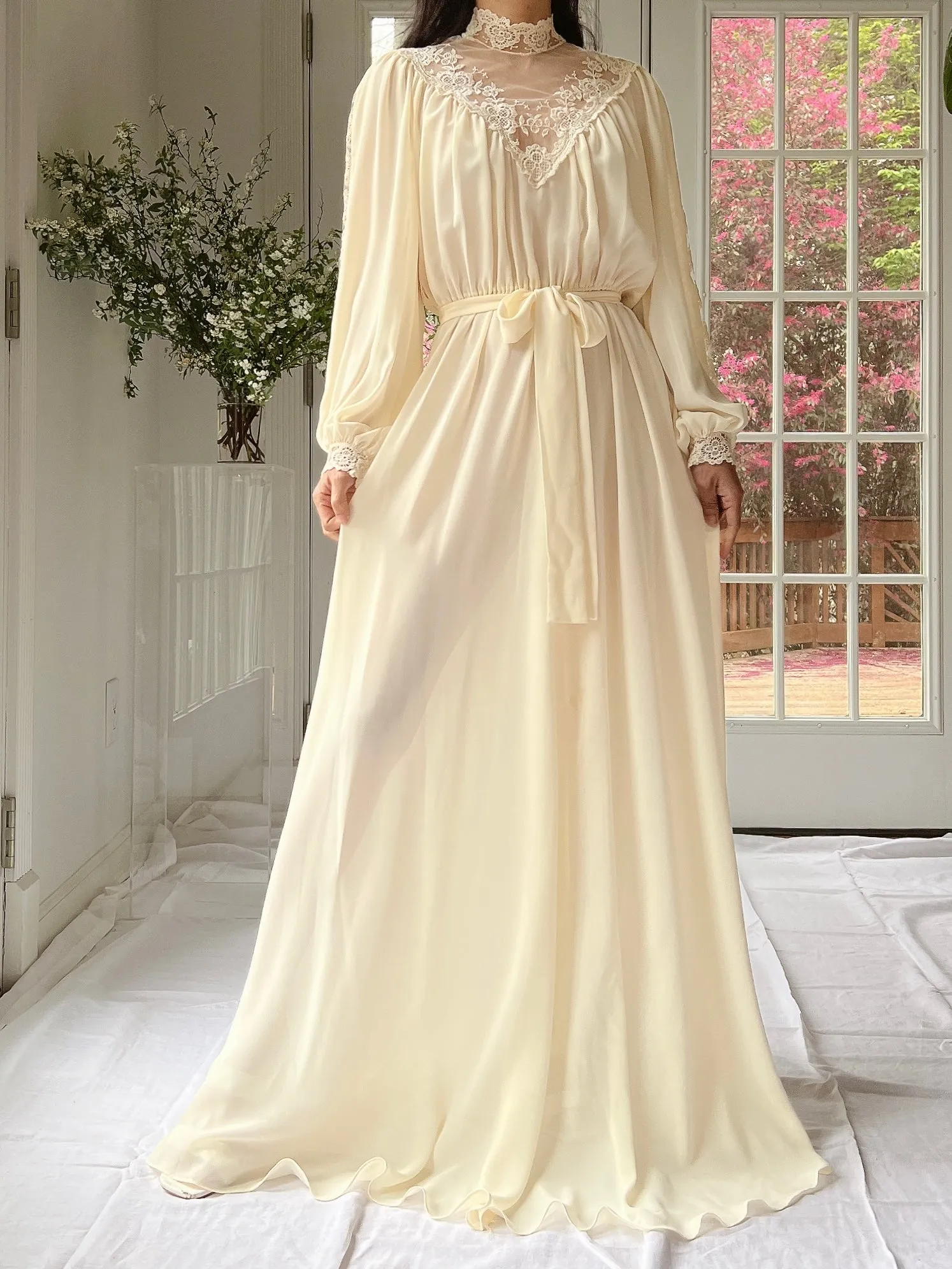 1970's Chiffon Poet Sleeves Gown - M