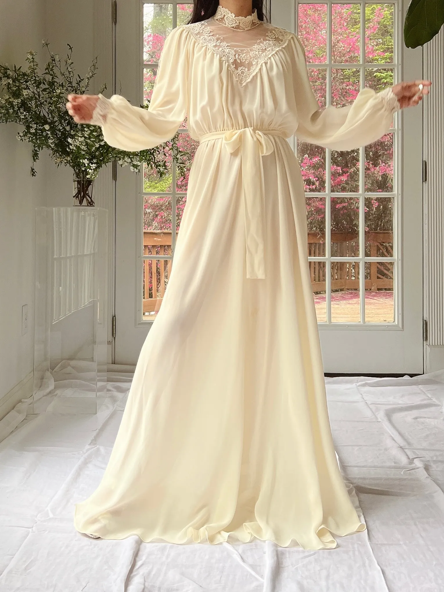 1970's Chiffon Poet Sleeves Gown - M