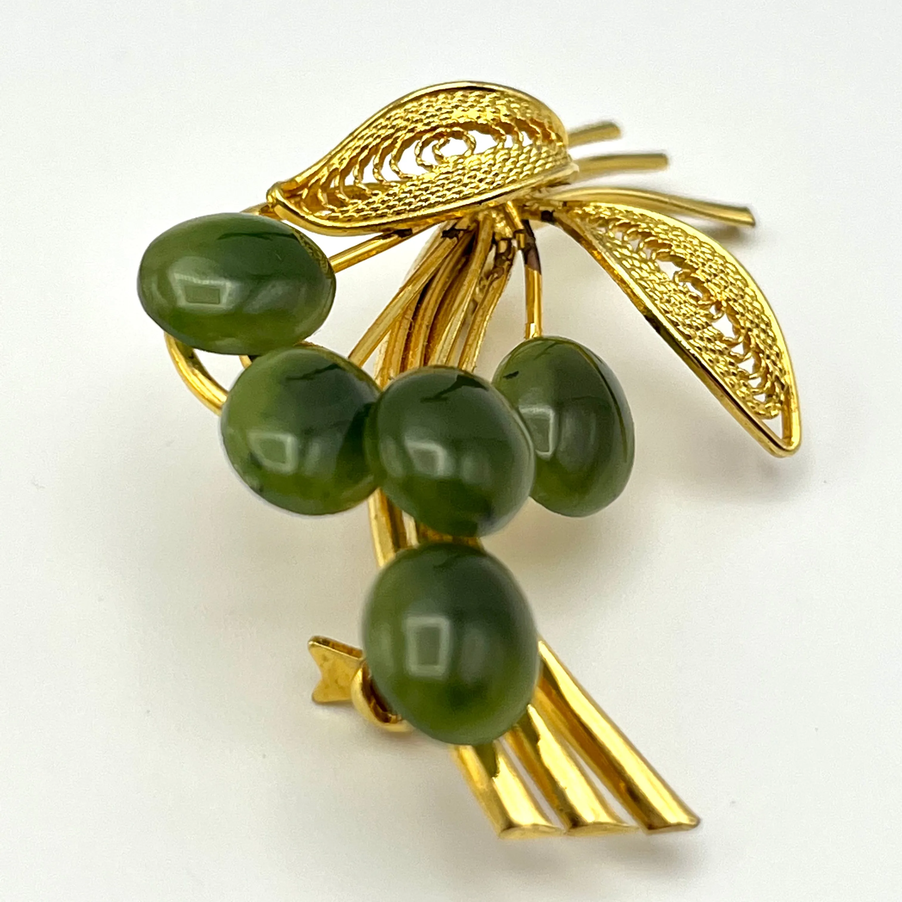 1970s Filigree & Green Cabochon Flower Brooch