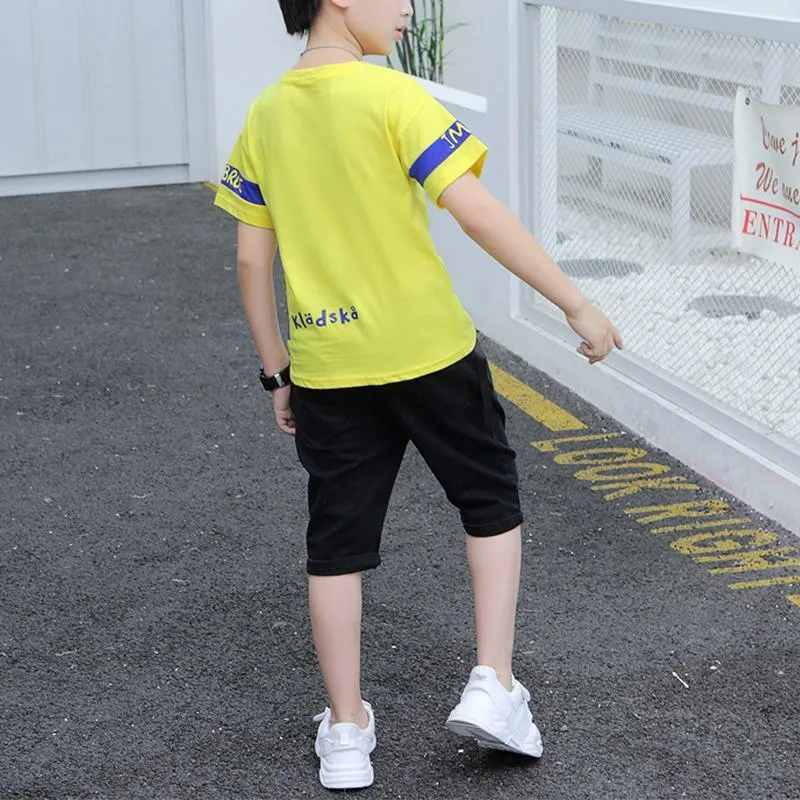 2-piece Cartoon Design T-shirt & Shorts for Boy