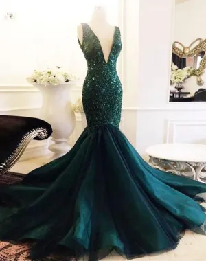 2025 Unique Dark-Green Sequins Beaded V Neck Sleeveless Tulle Mermaid/Trumpet Prom Dresses