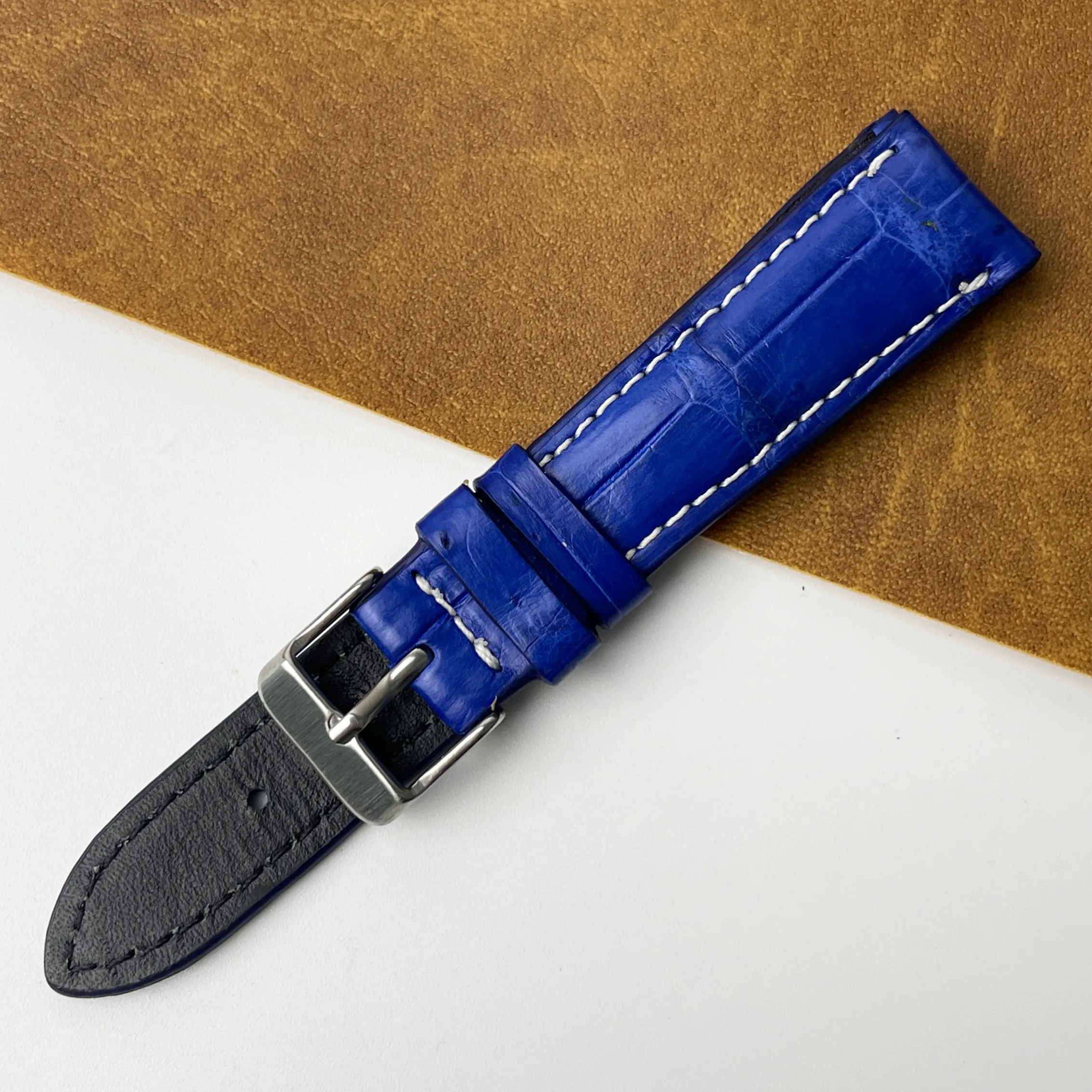 20mm Unique White Hand-stitching Blue Alligator Leather Watch Band For Men DH-159K