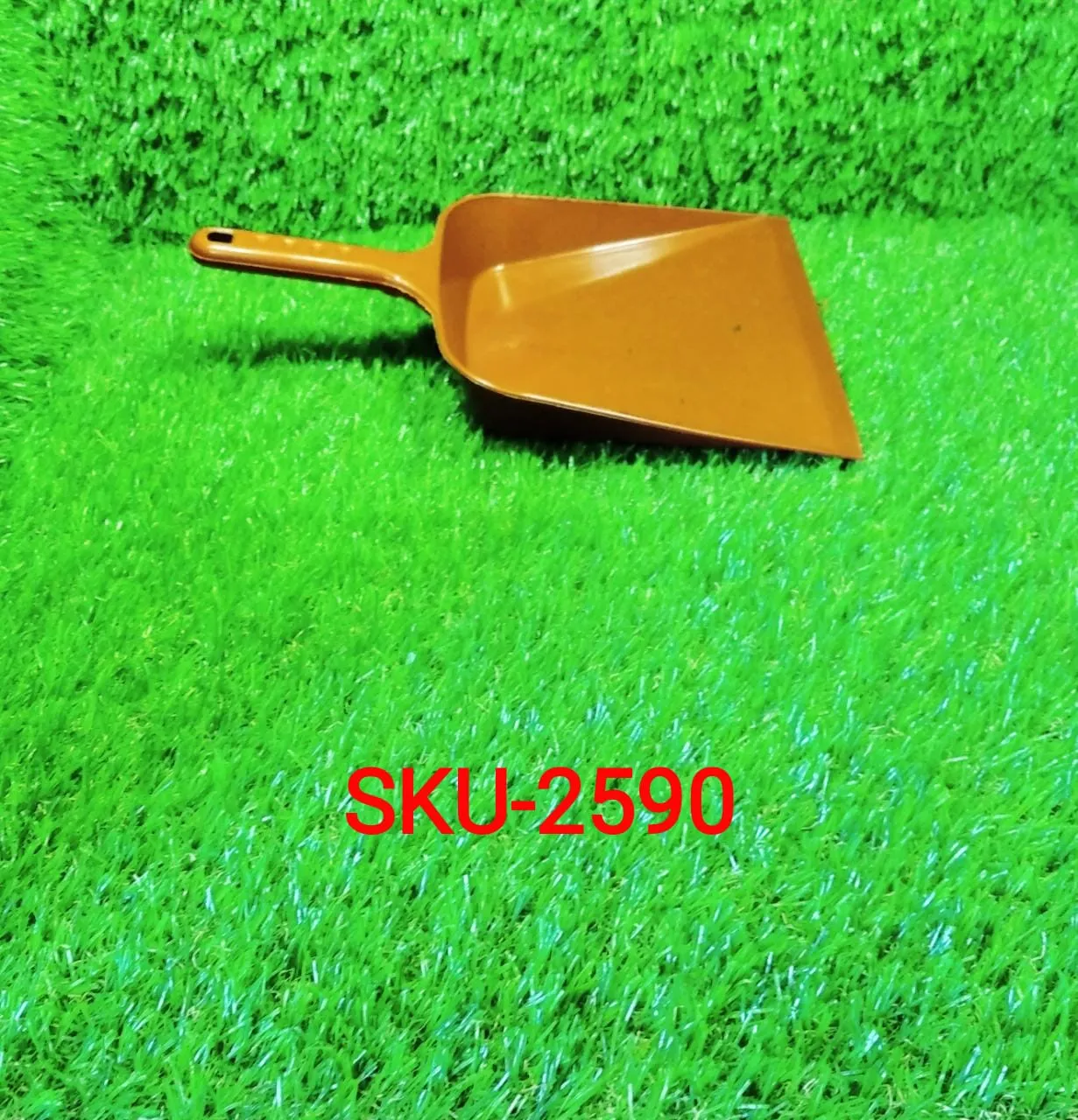 2590 Durable Multi Surface Plastic Dustpan With Handle