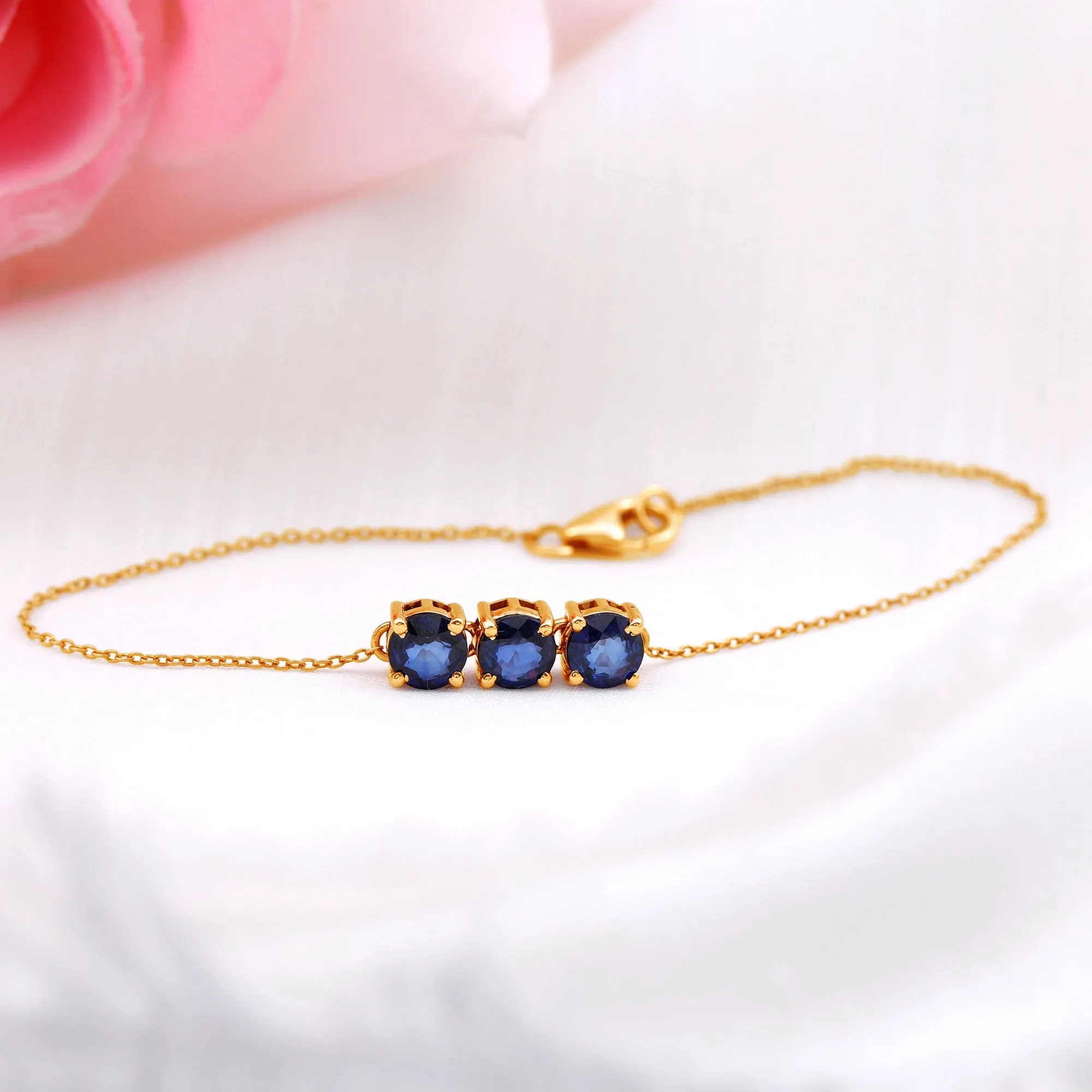 2.75 CT Blue Sapphire Three Stone Chain Bracelet