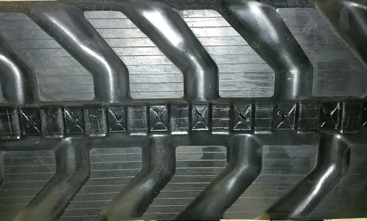 300X52.5X78 (300X78X52.5, 300X52.5WX78) Rubber Tracks, Caterpillar, Case, Gehl, IHI, JCB, Kobelco, Massey, Takeuchi, Volvo