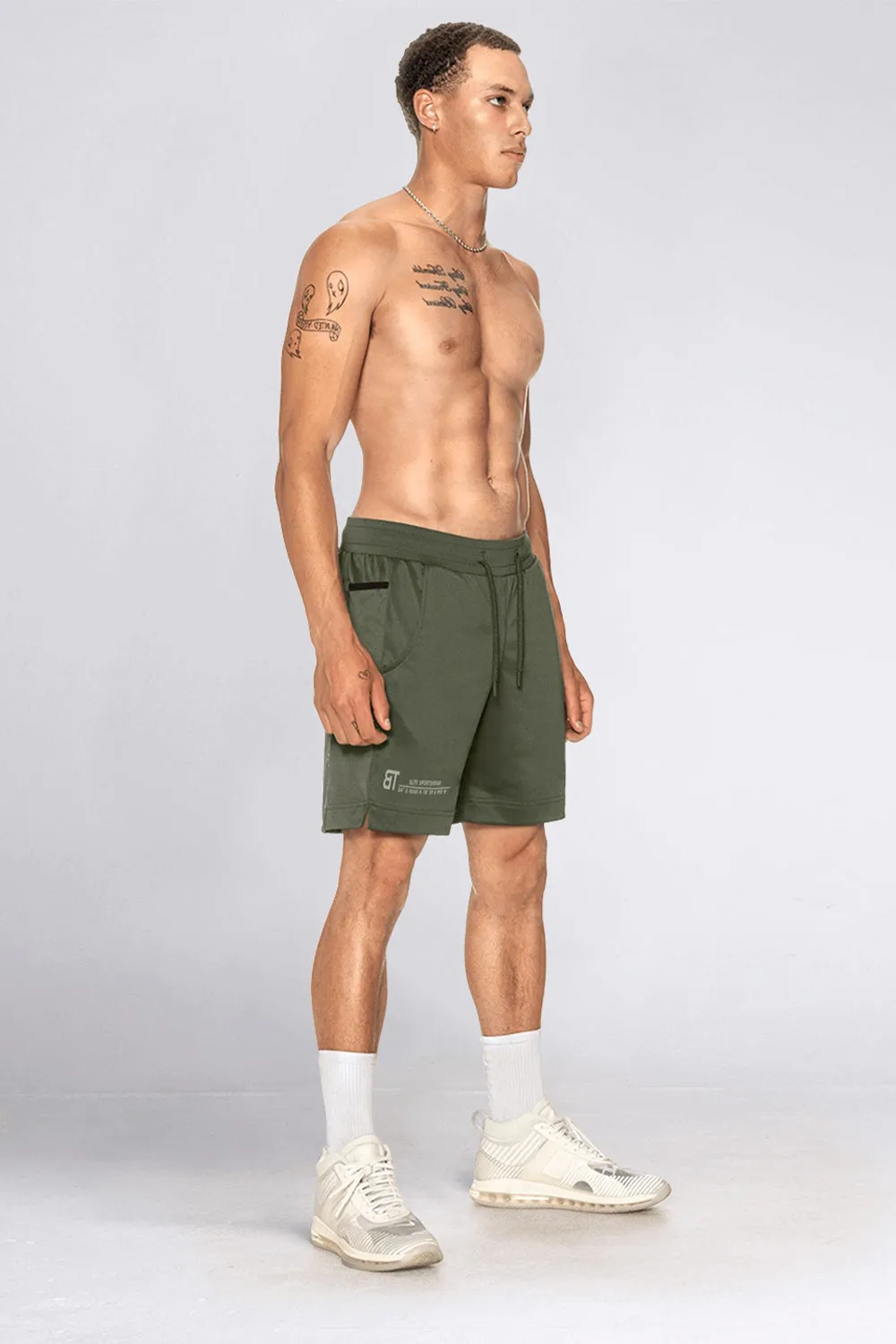 3800 . Momentum Regular-Fit Shorts - Military Green