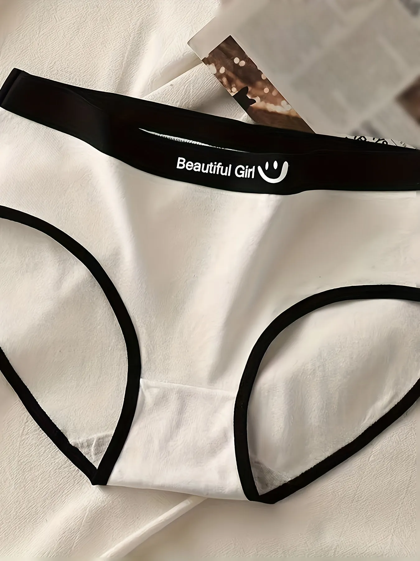 3pcs Smiling Face & Letter Print Briefs, Cute & Comfy Contrast Binding Panties, Women's Lingerie & Underwear