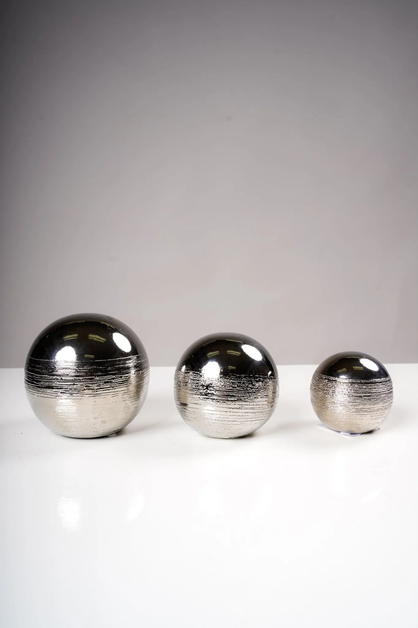 3" Ball Titanium Silver - Nicola Collection