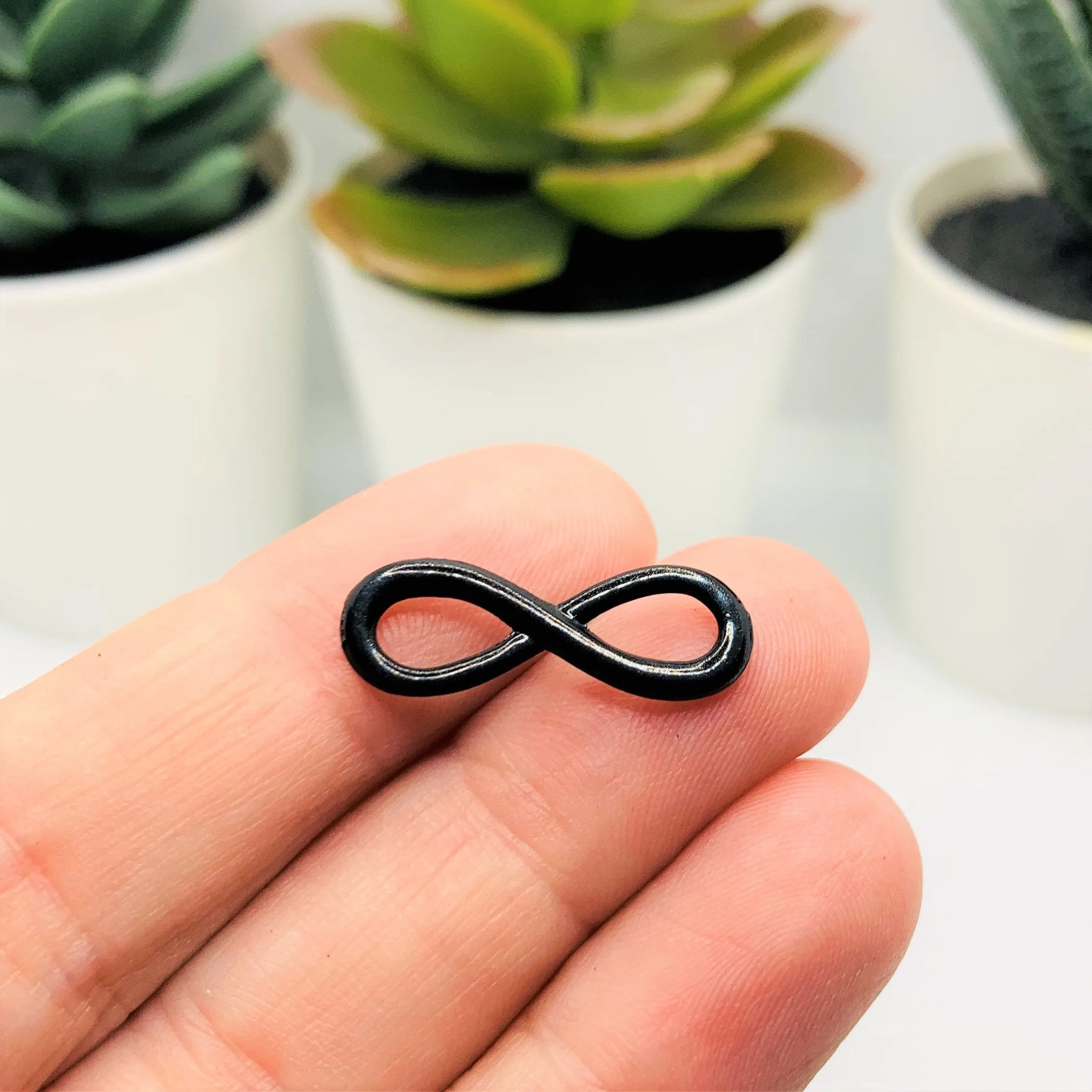 4, 20 or 50 Pieces: Black Infinity Connector Charms