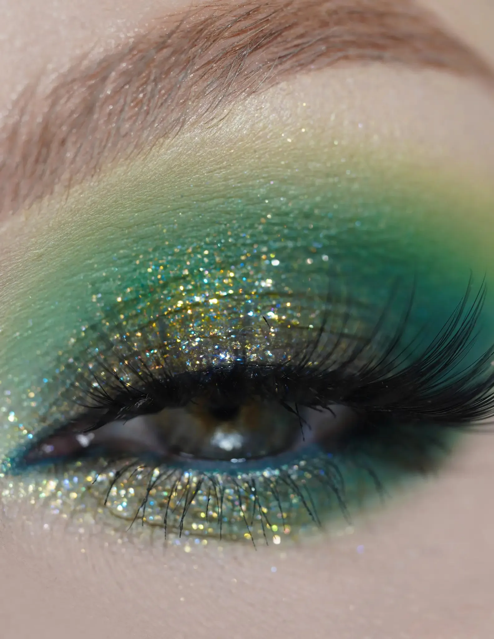 #42 Mint Eyeshadow Glitter