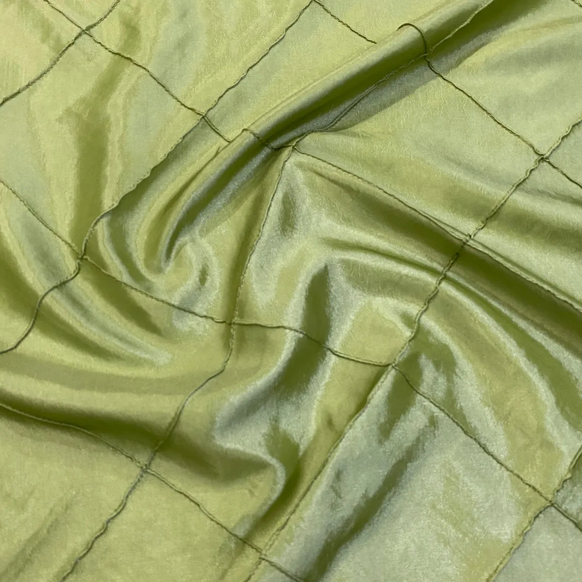 4" Pintuck Taffeta Table Runner in Sage 103