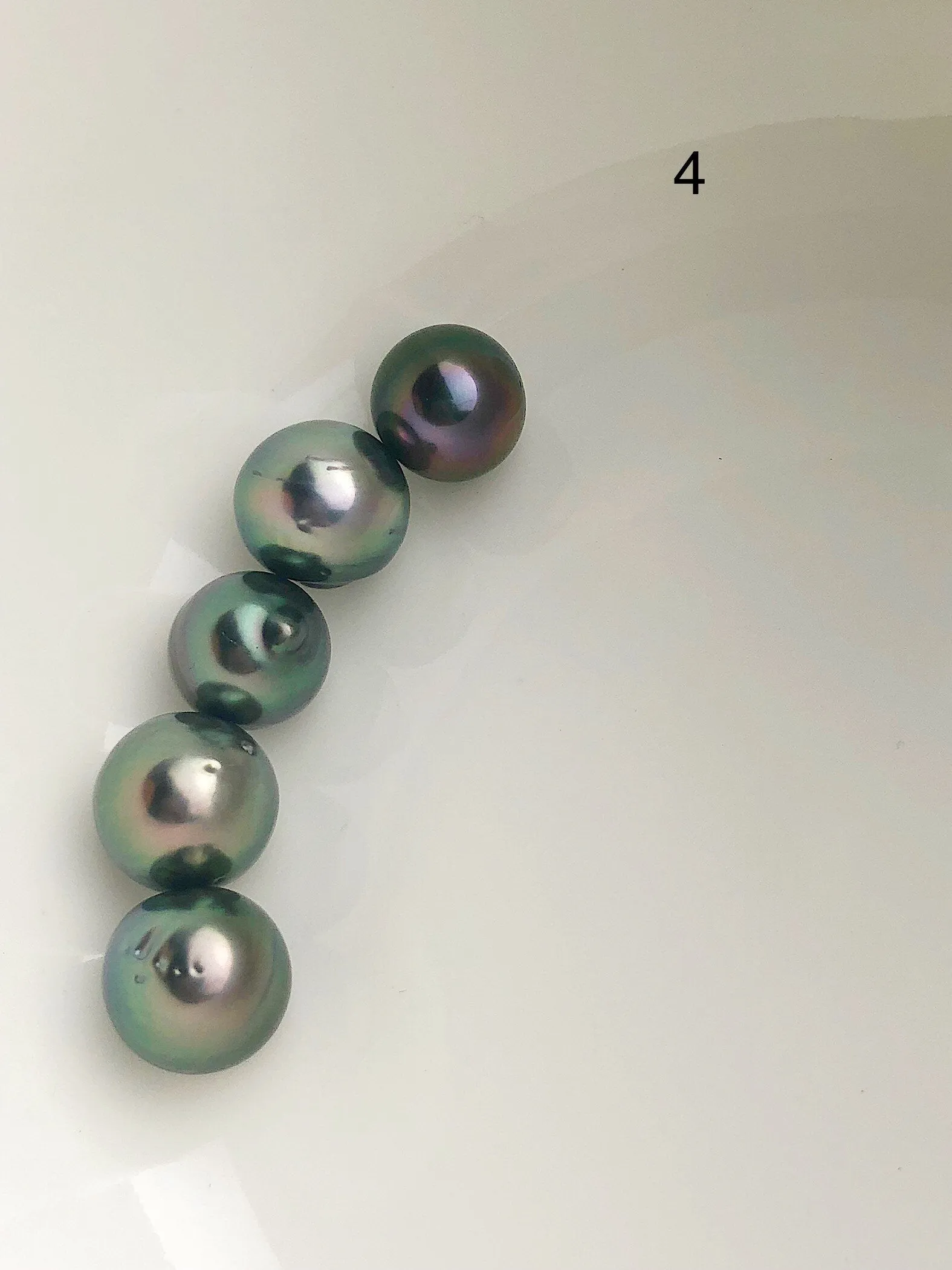 5 Pearls - Multicolor Tahitian Peacock Loose pearls - Semi-Round to Oval - A  Quality - 10 to 11mm (#587 No. 1-6)