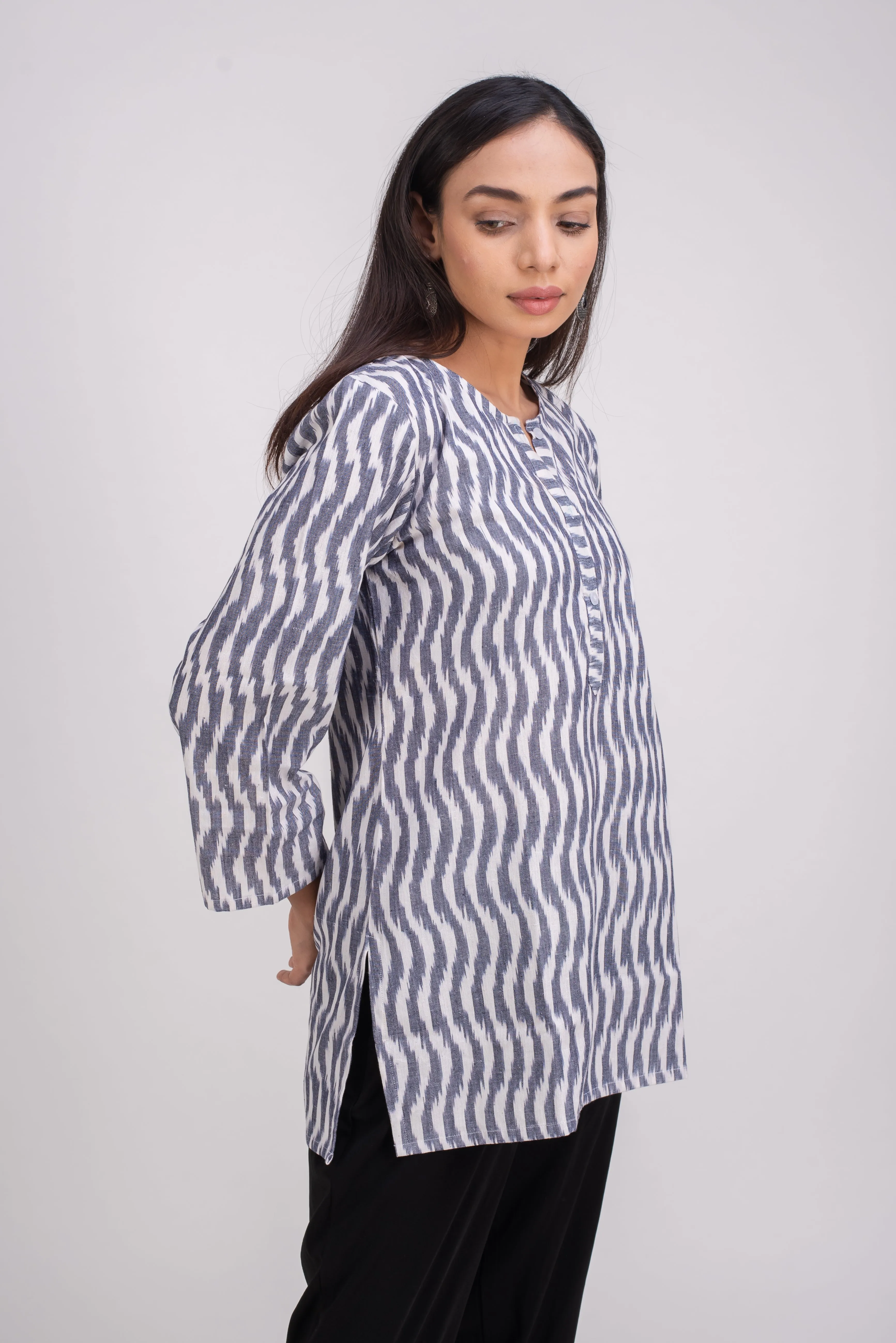 502-302 Gale Tunic