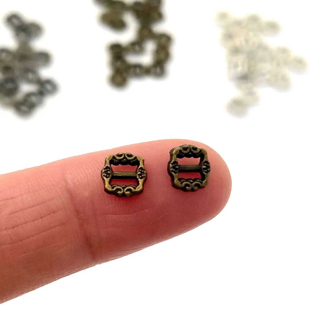 5mm Tiny Doll clothes buckles vintage