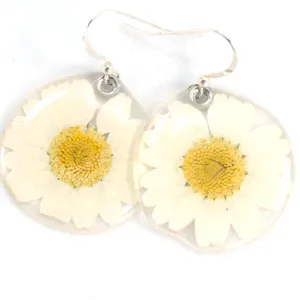 65010 White Daisy Earrings