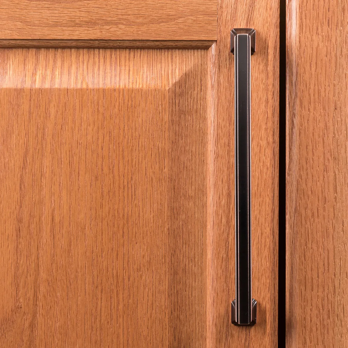 7-9/16 inch (192mm) Bridges Cabinet Pull