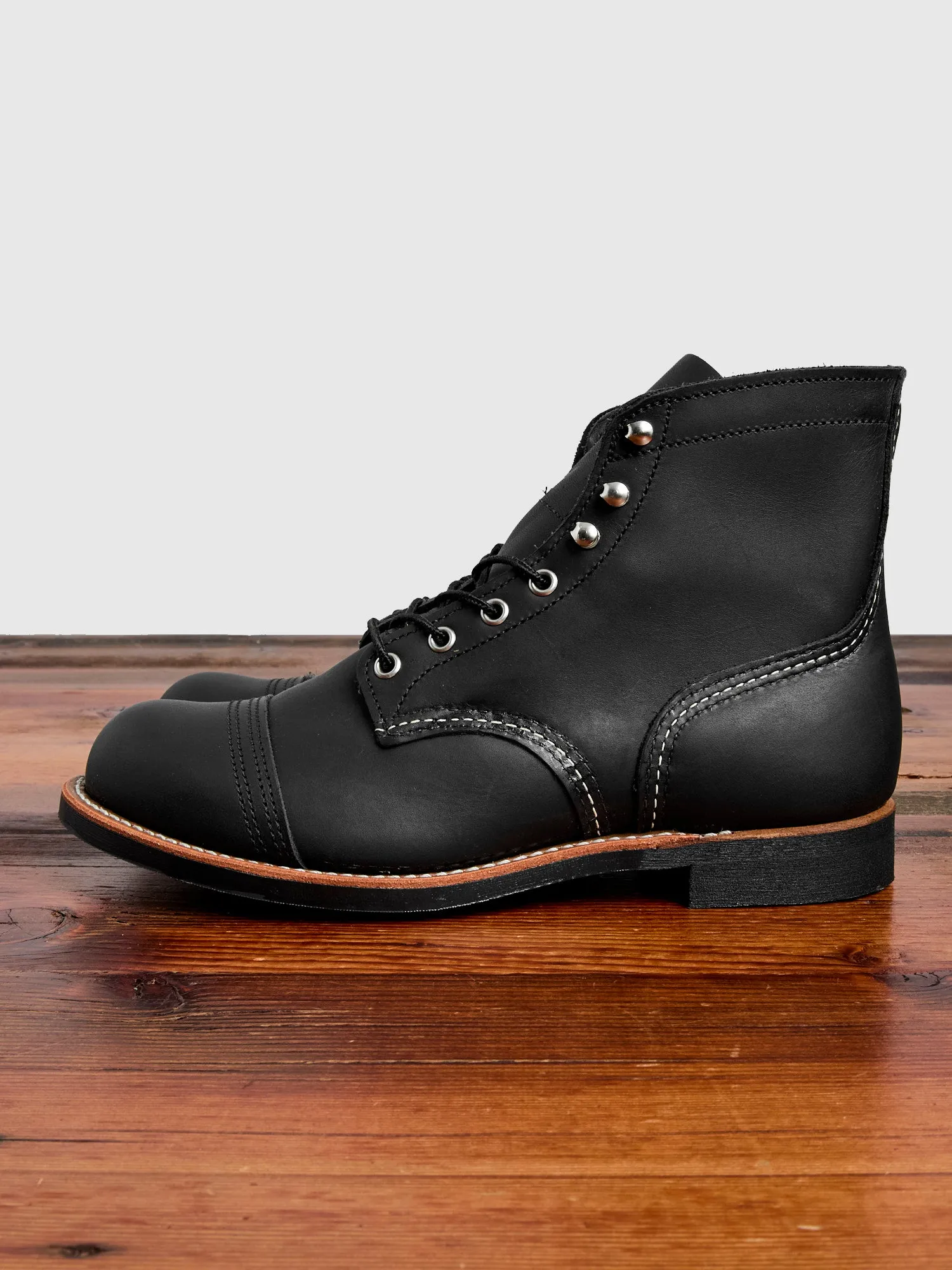 8084 Iron Ranger Boot in Black