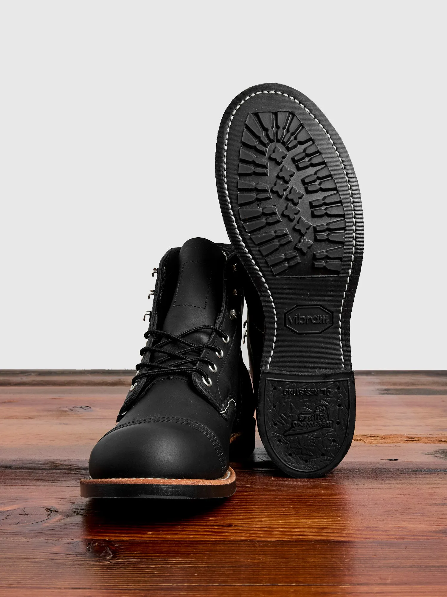 8084 Iron Ranger Boot in Black