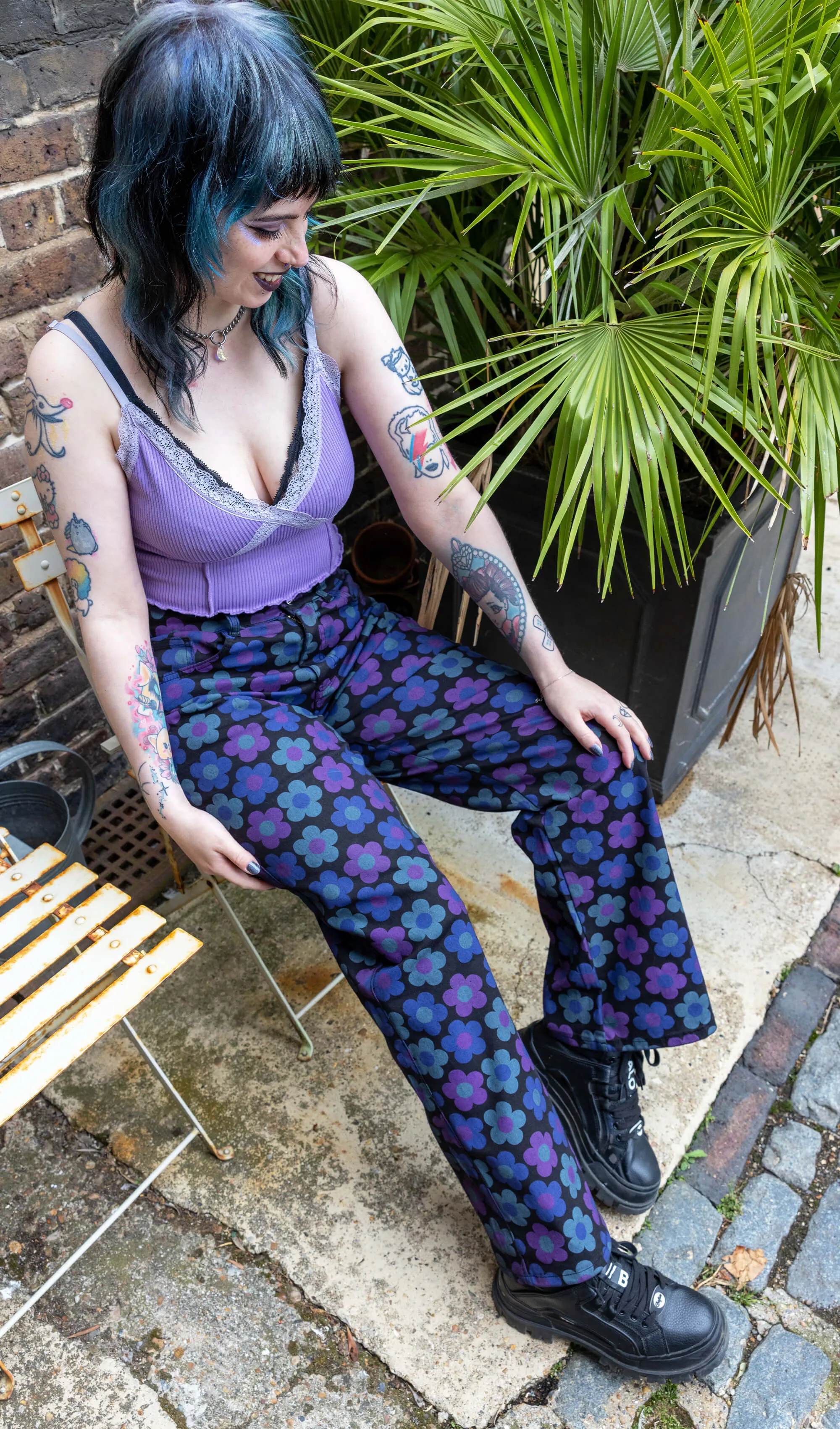 90's Black Magic Flower Wide Leg Stretch Jeans