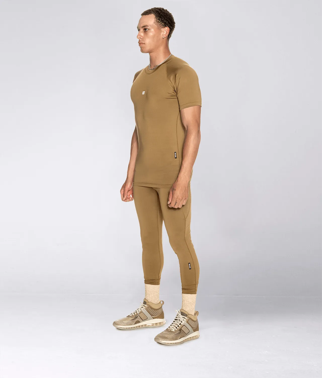 9700 . Compression Regular-Fit Shirt - Khaki