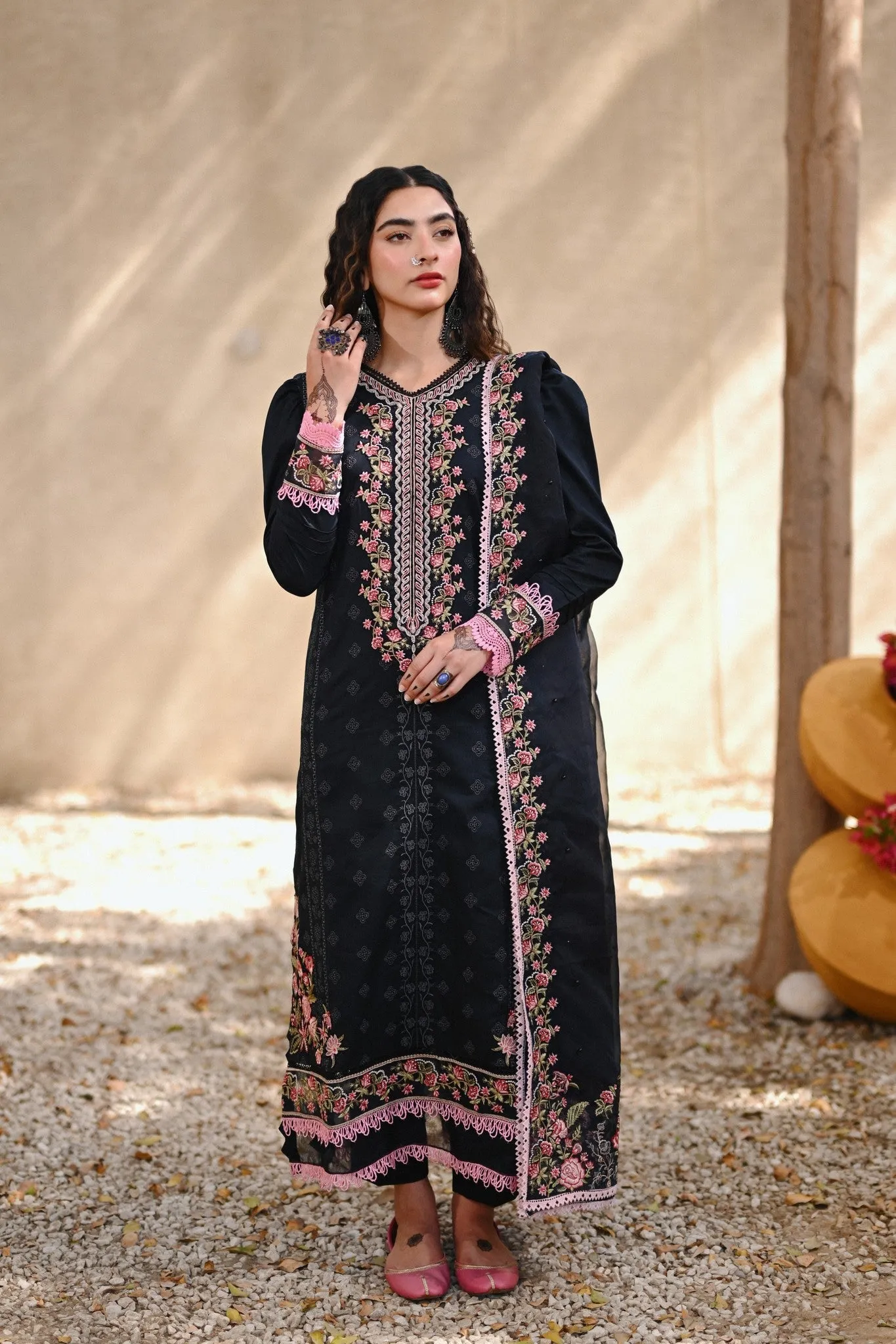 Aabyaan Meena Kumari Chikankari Eid Lawn Collection – Shabnam (AE-07)