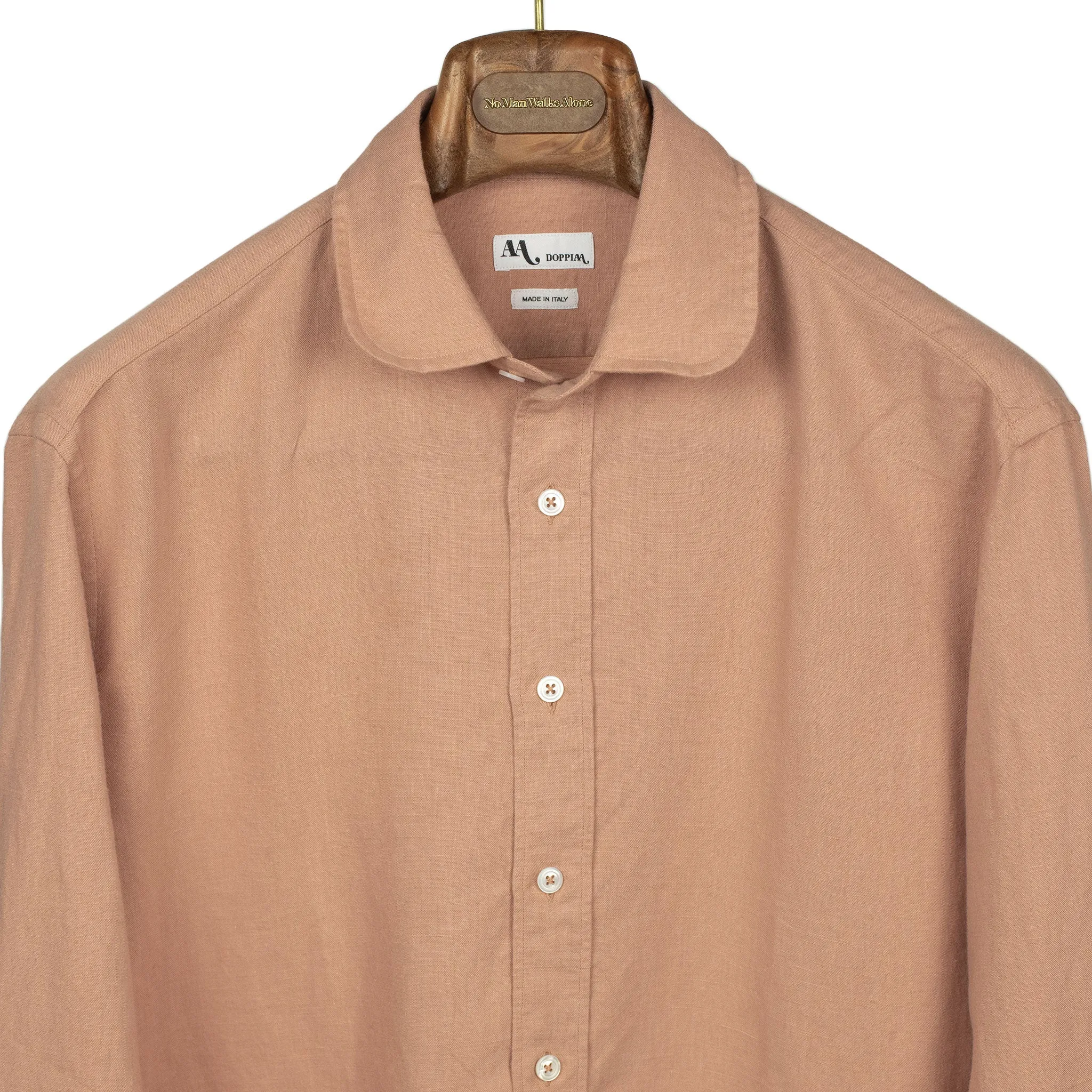 AAmberes long-sleeve club collar shirt in blush pink linen cotton