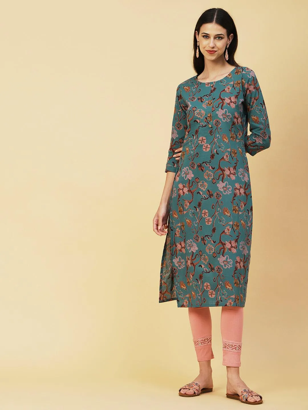 Abstract Floral Printed Buttoned Kurta - Green