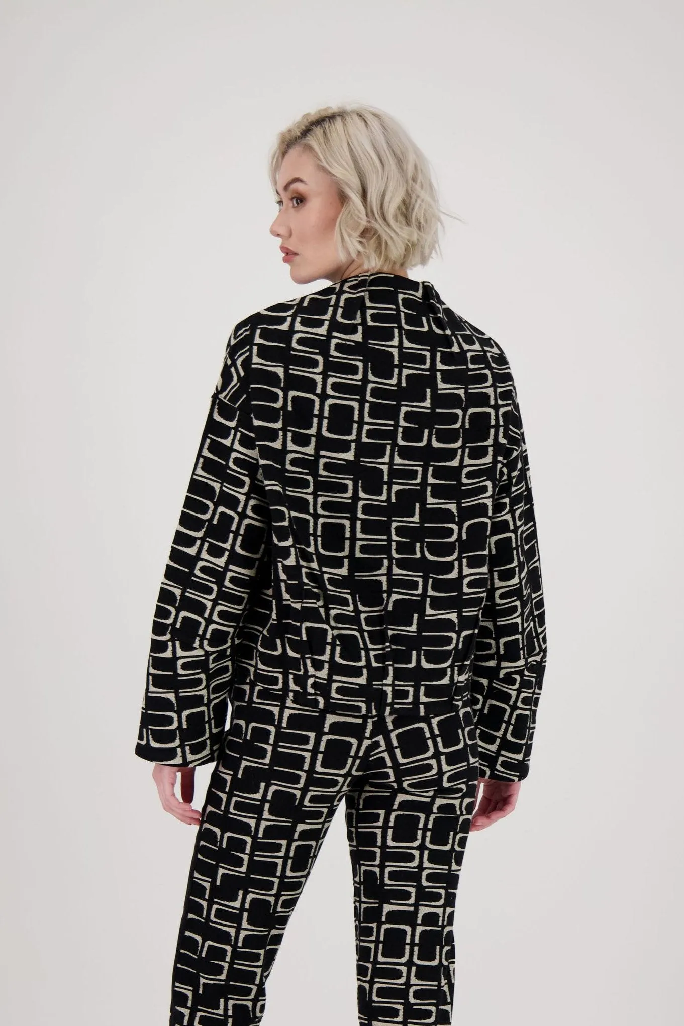 Abstract Jacquard Side Button Jacket