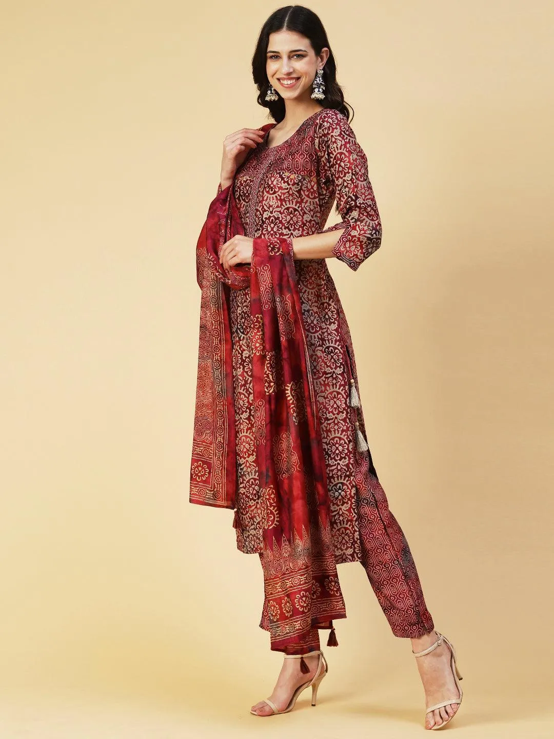 Abstract Printed Mirror Embroidered Kurta With Pants & Dupatta - Maroon